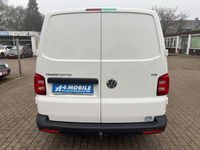 Gebraucht VW T6 102 PS (75 kW) 2016 Candyweiss Van