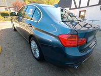 Używany BMW 320 184 KM (135 kW) 2013 Szary Sedan/Limuzyna