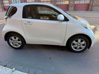Gebraucht Toyota iQ 68 PS (50 kW) 2010 Weiß Kleinwagen