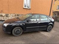 Gebraucht Ford Focus 101 PS (74 kW) 2005 Schwarz Kleinwagen