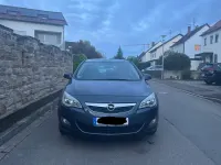 Usata Opel Astra 100 CV (73 kW) 2010 Blu Utilitaria