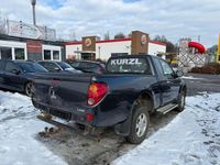 Gebraucht Mitsubishi L200 Invite 136 PS (100 kW) 2012 Grau Pickup