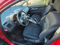 Gebraucht Toyota Auris 101 PS (74 kW) 2009 Rot Kleinwagen