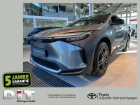 Gebraucht Toyota bZ4X Basis 160 kW (218 PS) 2022 Precious metal SUV