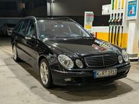 Gebraucht Mercedes E280 Avantgarde 190 PS (139 kW) 2005 Schwarz Limousine