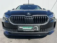 Gebraucht Skoda Superb Selection 193 PS (141 kW) 2025 Ebony schwarz Kombi