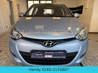 Gebraucht Hyundai i20 Edition 86 PS (63 kW) 2013 Blau Kleinwagen