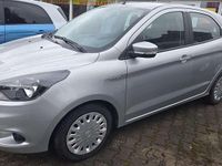 Gebraucht Ford Ka Basis 69 PS (50 kW) 2017 Polarsilber metallic Limousine