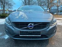 Gebraucht Volvo V60 120 PS (88 kW) 2018 Grau Kombi