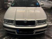 Gebraucht Skoda Octavia 116 PS (85 kW) 2002 Silber Limousine
