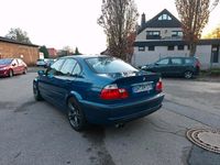Gebraucht BMW 320 M Sport 170 PS (125 kW) 2001 Blau Limousine