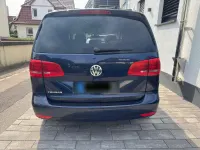 Używany VW Touran Match 105 KM (77 kW) 2012 Niebieski Minivan