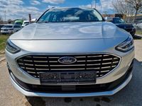 Gebraucht Ford Focus Titanium 120 PS (88 kW) 2022 Silber Kombi