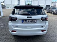 Second-hand Jeep Compass 241 CP (177 kW) 2023 Alb SUV