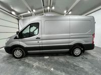 Gebraucht Ford Transit 105 PS (77 kW) 2019 Polarsilber (metallic) Van