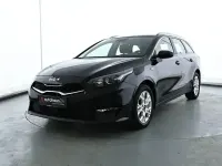 Używany Kia Ceed Vision 160 KM (117 kW) 2022 Czarny Hatchback