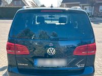 Gebraucht VW Touran Comfortline 140 PS (102 kW) 2015 Blau Van / Kleinbus