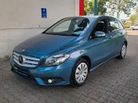 Gebraucht Mercedes B200 Edition 156 PS (114 kW) 2012 Blau Kleinwagen