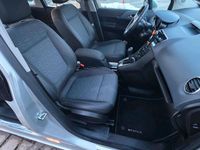 Gebraucht Opel Meriva 100 PS (73 kW) 2011 Silber Van / Kleinbus