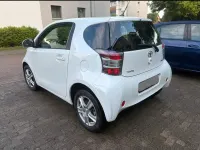 Gebraucht Toyota iQ 68 PS (50 kW) 2009 Weiß Kleinwagen