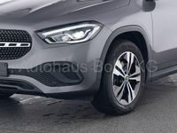 Gebraucht Mercedes GLA250 Night 224 PS (164 kW) 2023 Grau SUV