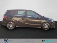 Gebraucht Mercedes B180 AMG line 122 PS (89 kW) 2018 Kosmosschwarz  metalliclack Van / Kleinbus