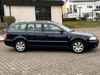 Gebraucht VW Passat 131 PS (96 kW) 2002 Schwarz Kombi
