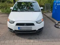 Gebraucht Mitsubishi Colt 75 PS (55 kW) 2011 Weiß Kleinwagen