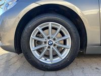 Gebraucht BMW 218 Basis 136 PS (100 kW) 2015 Grau Van / Kleinbus