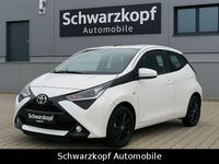 Gebraucht Toyota Aygo Edition-S 69 PS (50 kW) 2016 Weiß Kleinwagen