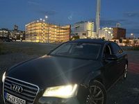Gebraucht Audi A8 Ambiente 250 PS (183 kW) 2013 Schwarz Limousine