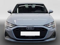 Gebraucht Audi A3 116 PS (85 kW) 2025 Grau Limousine