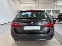 Gebraucht BMW 520 Sport Line 190 PS (139 kW) 2015 Grau Limousine