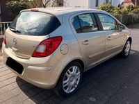 Gebraucht Opel Corsa 90 PS (66 kW) 2007 Gold Kleinwagen