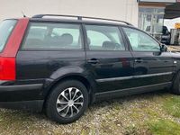 Gebraucht VW Passat 100 PS (73 kW) 2000 Schwarz Kombi