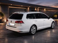 Gebraucht VW Golf VII R-line 150 PS (110 kW) 2016 Weiß Kombi