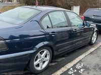 Gebraucht BMW 318 M Sport 150 PS (110 kW) 2003 Blau Limousine