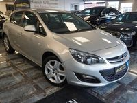 Gebraucht Opel Astra Energy 120 PS (88 kW) 2014 Silber Limousine