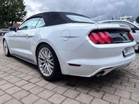 Second-hand Ford Mustang 309 CP (227 kW) 2015 Alb Cabrio