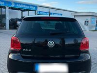 Gebraucht VW Polo 60 PS (44 kW) 2012 Schwarz Kleinwagen