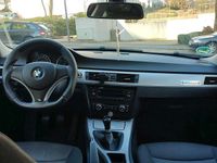 Gebraucht BMW 318 129 PS (94 kW) 2007 Silber Limousine