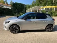 Gebraucht Opel Corsa-e Elegance 100 kW (136 PS) 2023 Silber Kleinwagen