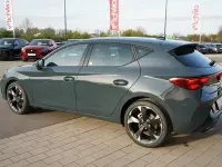 Nowe Cupra Leon 150 KM (110 kW) 2026 Niebieski Sedan/Limuzyna