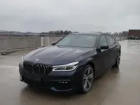 Gebraucht BMW 750L Performance 449 PS (330 kW) 2018 Blau Limousine