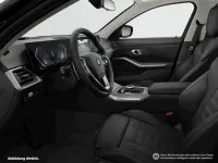 Gebraucht BMW 330e 292 PS (214 kW) 2024 Schwarz Limousine