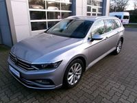 Gebraucht VW Passat Elegance+ 150 PS (110 kW) 2023 Pyritsilber Kombi