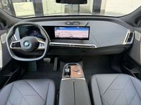 gebraucht BMW iX xDrive50 Laser SkyPano DA Prof. PA+ B&W 22"