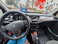 Gebraucht Citroën C3 82 PS (60 kW) 2016 Rot Limousine