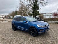 Gebraucht VW Touareg Executive 262 PS (192 kW) 2017 Blau SUV