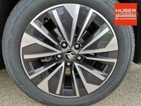 Neu Skoda Superb Selection 220 PS (161 kW) 2025 Ice tea yellow Kombi